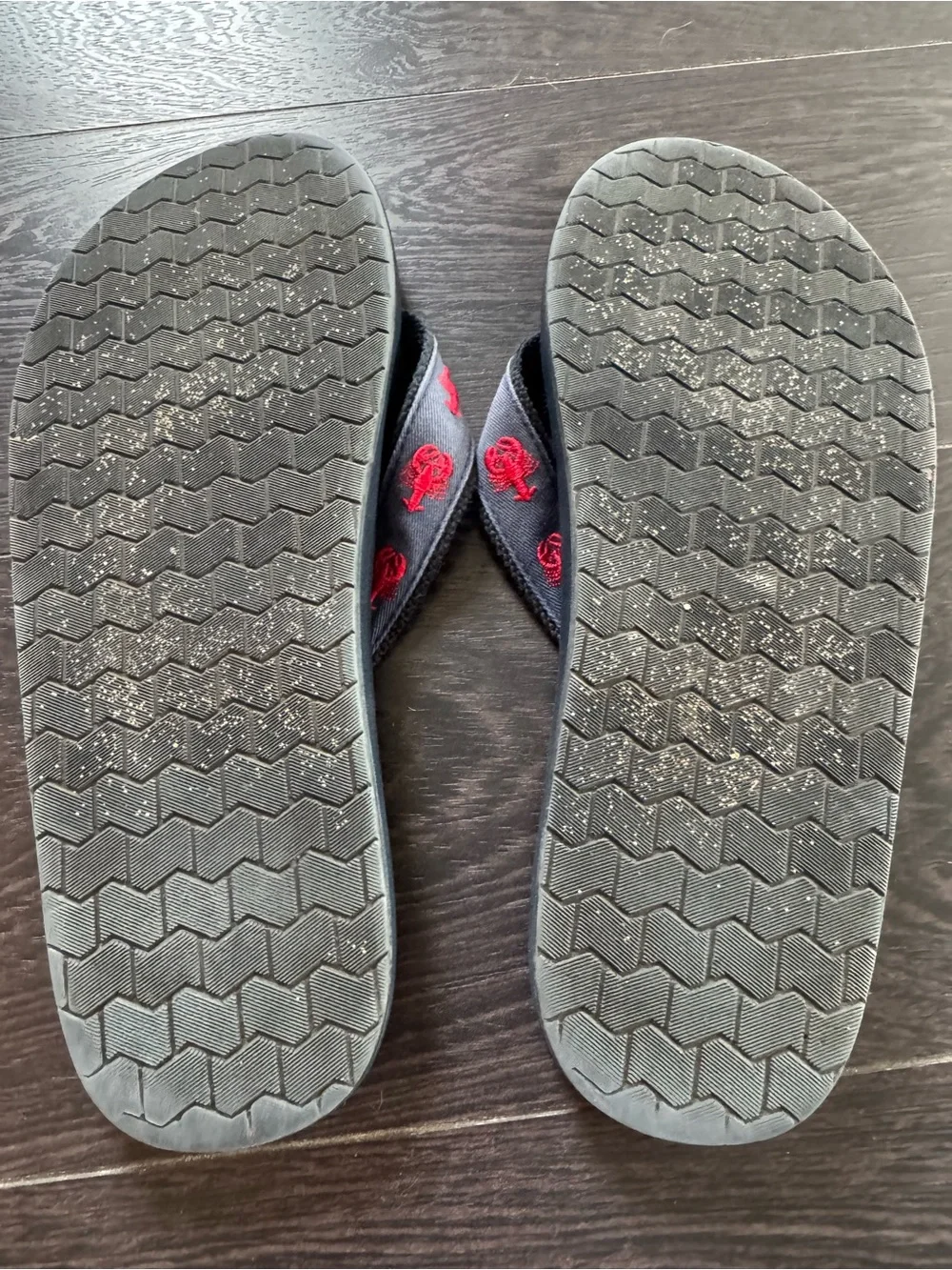Men’s J Crew lobster sandals